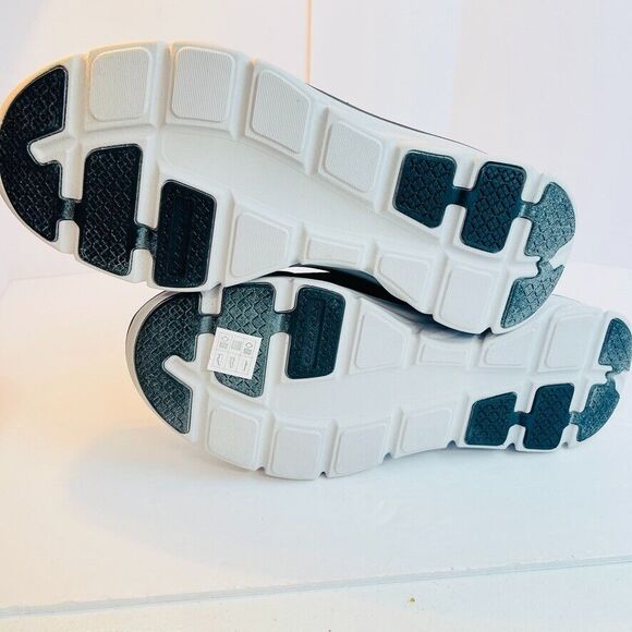 2024 Skechers 10oz Ultra Light Lace Up Running Shoes Mens Size 11 Black Mesh - Picture 5 of 9